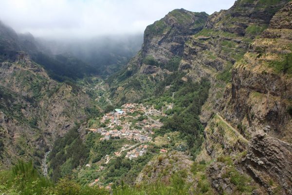 Half Day Private Tour: Pico do Areeiro / Curral das Freiras