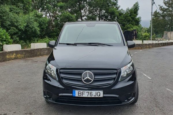 Tailored Private Tours - Up to 8 People (24h)